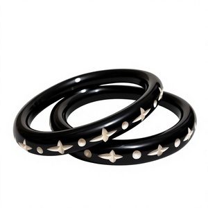 Pulseras de Resina con Cuentas Cruzadas Hechas a Mano 2026, Joyería Religiosa Colorida con Acabado Mate, Regalo Unisex, Brazaletes de Moda para Fiestas, Mujer - Product Image 4