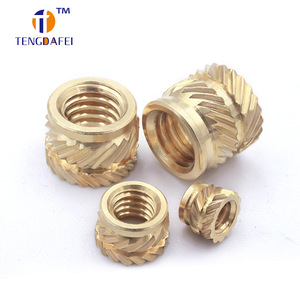 Écrou thermofusible en laiton Tengdafei, filetage M3, à insertion moletée avec coque en plastique et noyau en cuivre, à serrage manuel - Product Image 3