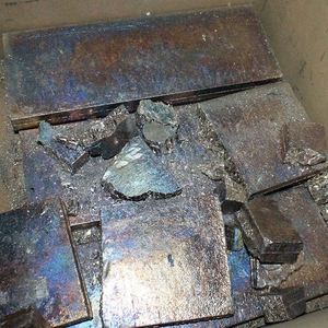 Factory Price Non-Alloy Non-Secondary Secondary 99.99% Bismuth <b>Ingots</b> - Product Image 5