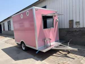 Mofongo portoricain avec purée de banane frite, ail et croquant de porc, garni de crevettes dans une sauce créole - Product Image 2