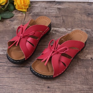 Mules jaunes pour femmes à nœud papillon, à brides découpées, à bout ouvert, à talon compensé bas, confortables, à semelle souple, légères et antidérapantes - Product Image 3