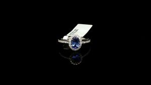 Nuevo Anillo de Tanzanita en Oro Blanco de 18K, el Más Vendido, con un Corte Oval Brillante - Product Image 2