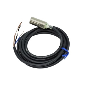 Sensor de interruptor de proximidad E2bm18kn10wzc1 (1) - Product Image 1