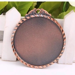 Medallas Metálicas para Carreras, Impresas con UV, Económicas y Ecológicas, en Oro, Plata y Bronce, para Premios de Carreras Comunitarias, Beneficencia, Mini Carreras y Eventos Urbanos - Product Image 4