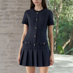 เดรส<span class=keywords><strong>ล</strong></span>ำลองจับจีบแขนสั้นสีฟ้าเข้มมีกระเป๋ากระดุมละเอียดอ่อนสไตล์ทอรอบเอวธรรม<span class=keywords><strong>ช</strong></span>าติ - Product Image 1