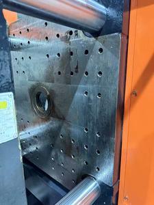 Máy ép phun PET Chen Hsong 200 tấn, gần như mới năm 2023, động cơ servo chính hãng, bán chạy - Product Image 3