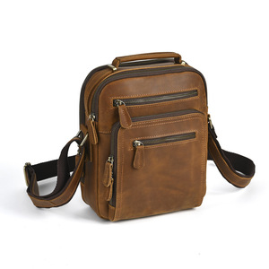 กระเป๋าสะพายข้างหนังเครซี่ฮอร์สสีน้ำตาลเข้ม มีซิปหลายช่อง กระเป๋าเดินทางสำหรับผู้ชาย กระเป๋าเดินทางเพื่อธุรกิจ ทันสมัย - Product Image 4