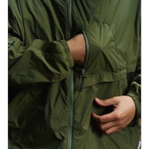 Servicio OEM, Chaquetas Cortavientos Impermeables con Protección Solar UPF50+ para Hombre, Fabricante de Ropa para Exteriores, Material de Nailon y Elastano - Product Image 4