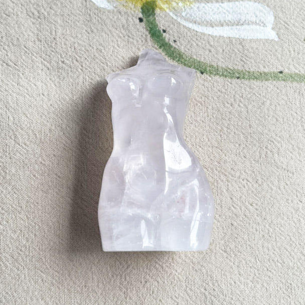 Female - Rose quartz