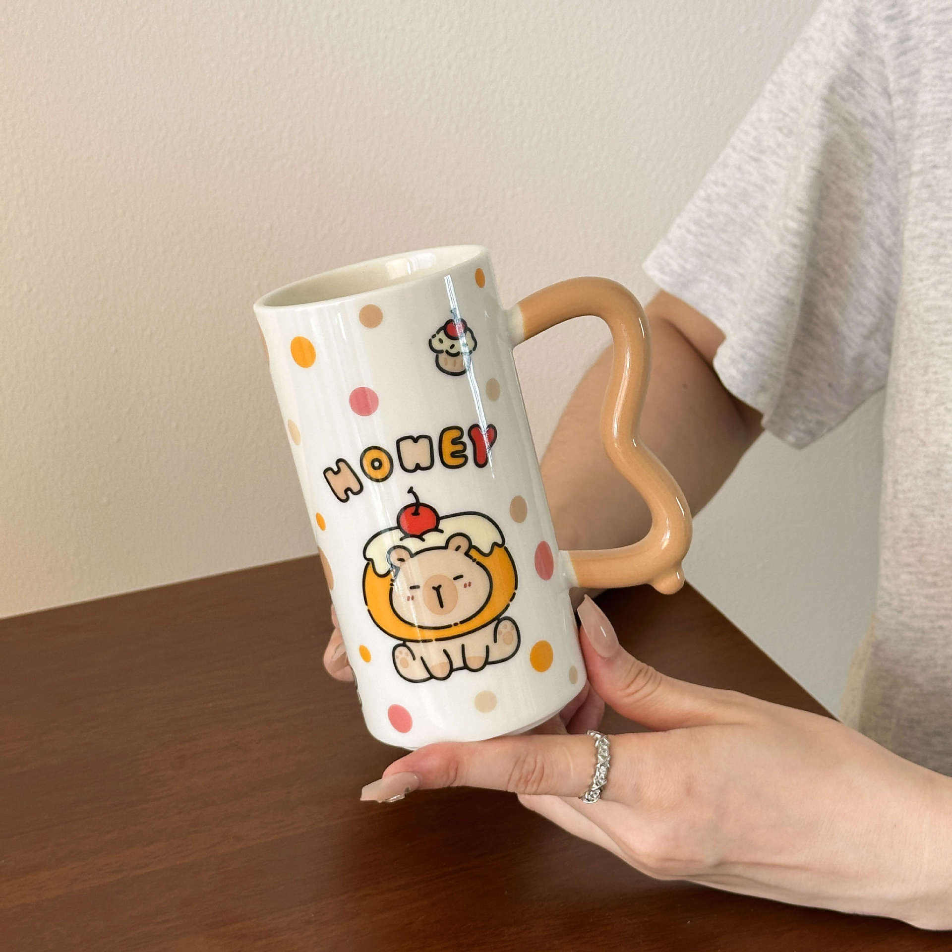 โปลก้า ดอท คาปิบารา