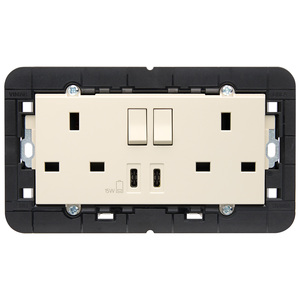 วิมาร์เต้ารับคู่พร้อมพอร์ตชาร์จ USB 15W แผ่นติดผนังสีเบจ - Product Image 1