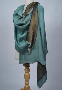 Étole Réversible Zari de Haute Qualité pour Femme, Châle Doux Bicolore de Créateur, Accessoire de Mode Élégant pour Boutique - Product Image 4