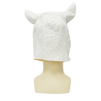 Masque en plastique d'alpaga créature mythique, festif, humoristique et hilarant, idéal pour les fêtes, les farces et le streaming en ligne.