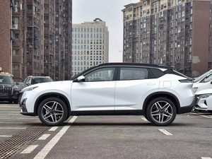 Dongfeng ICE <span class=keywords><strong>E3</strong></span>: SUV à énergie nouvelle avec moteur 1.5T et consommation de carburant de 7,2 L/100km - Product Image 2