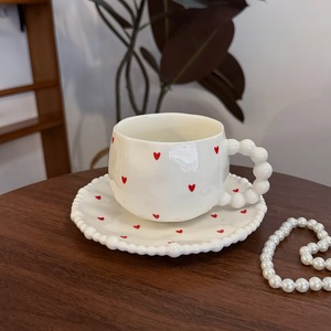 Tazza e Piattino in Ceramica Bianca Pura con Perle Irregolari Stile Retrò Francese, Fatti a Mano per il Tè del Pomeriggio - Product Image 1