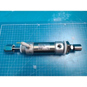 Cylindre pneumatique à double effet SMC CDM2W (Max 1,0 MPa) CDM2WB40-5-30-C73L-KRE039 Cylindre pneumatique à double tige utilisé comme il est, sans modification - Product Image 3