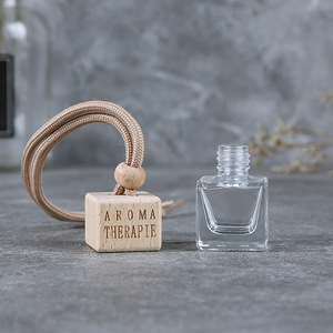 Empty Glass Hanging Car Perfume Bottle <strong>Refillable</strong> Diffuser Essential Oil Square Glass Air Freshener Car Perfume Hanging Perfume - Product Image 3