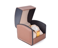 Offres Spéciales en gros exquis boîte rabattable en cuir Pu boîte de montre européenne boîte de montre unique personnalisation en gros