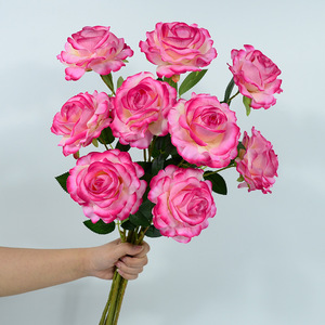 Rose artificielle en velours Dongchen Arts Crafts, tige unique, rose, polyester, pour la Saint-Valentin, les mariages et la décoration - Product Image 1