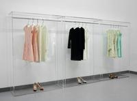 Usine personnalisée affichage vêtements support acrylique pour magasin de vêtements