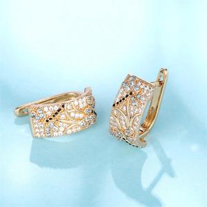 Orecchini a Cerchio di Lusso Placcati Oro con Cristalli e Strass, Motivo Vegetale con Micro Incastonature, per Uso Quotidiano Femminile, Placcati in Oro 18K - Product Image 4