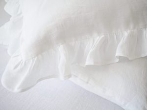 Funda de cojín de lino francés puro con volantes, colección de decoración para el hogar, almohada bordada con nombre de bebé, lino blanco con volantes, rectangular - Product Image 4