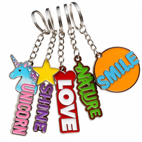 Porte-clés en émail personnalisé OEM en alliage de zinc, porte-clés en métal avec lettres, motifs mignons de dessins animés, licorne, étoile, amour, brillance, nature, sourire, cadeau, échantillon gratuit