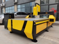 Routeur CNC Xunke de haute qualité 5,5 kW avec roulement pour le bois, le plastique, le PVC, l'acrylique - Système de travail du bois