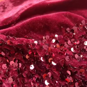 Tela de terciopelo con lentejuelas de color personalizado sobre terciopelo elástico 100% poliéster, brillante y con purpurina, para vestido. - Product Image 3