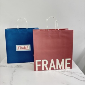 ถุงกระดาษคราฟท์สีน้ำเงินพิมพ์ลาย<span class=keywords><strong>ต</strong></span>ามสั่ง พร้อมหูหิ้วแบบเกลียว สำหรับบรรจุภัณฑ์ของขวัญ ร้านค้าปลีก และร้านกาแฟแบบนำกลับบ้าน - Product Image 4