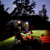 Lampes de camping LED bicolores 12V IP66 pour camping-car, caravane, extérieur - Construction robuste en aluminium, éclairage lumineux, intensité réglable, pour camping-car, camionnette, fourgonnette