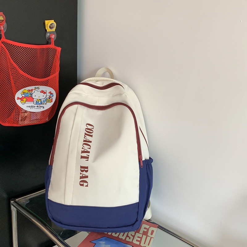 Blue and white without pendants