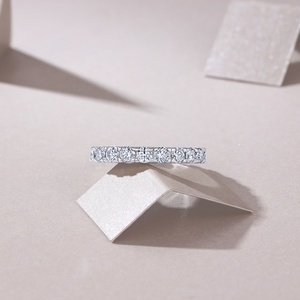 Luxuriöser Doppelreihiger Moissanit Eternity <span class=keywords><strong>Ring</strong></span> aus 925 Sterling Silber, Vollbesetzt, Stapelbar, Hochzeits- und Verlobungsring für Damen und Herren - Product Image 5
