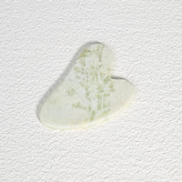 Outil de massage Gua Sha en forme de cœur pour le visage, les joues, la mâchoire, le cou et les soins de la peau