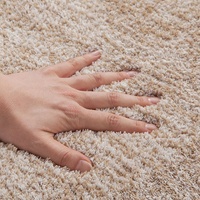 Umweltfreundlicher Polyester-Teppich Gewebter Teppich für den Hausgebrauch Rechteckige Form Lange Fasern Moderner Einfacher Stil Teppich
