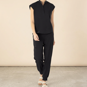 <b>Women</b> <b>Black</b> <b>Scrub</b> Set Cotton Polyester Woven Hospital Uniform Pants Sleeveless Top - Product Image 2