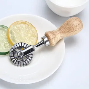 Ensemble coupe-biscuits en acier inoxydable presse à pâtes Kit de fixation pour cuisine fabricant de raviolis <span class=keywords><strong>moule</strong></span> outil ravioli jeu de timbres ensemble de roues de pâtisserie - Product Image 5