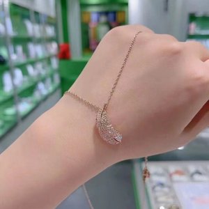 Collier HYPERBOLA en Cuivre et Bambou pour Femme, Luxe Léger, Niche Haut de Gamme, Nouveau Modèle 2024, Cristal Autrichien, Clavicule, Style Européen et Américain - Product Image 3
