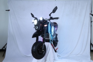 Novedades en Existencias en Almacén <span class=keywords><strong>de</strong></span> EE. UU., Motocicleta Eléctrica <span class=keywords><strong>de</strong></span> 14 Pulgadas con Llantas Gruesas, Scooter <span class=keywords><strong>de</strong></span> Dos Ruedas, 72V 10000W, Alta Velocidad, Batería NFC - Product Image 2