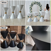 Support de dessert cylindrique en métal blanc lisse pour table de mariage, idéal pour l'aménagement de zone d'accueil