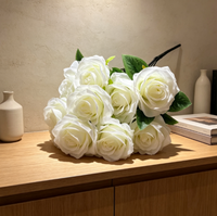 Bouquet de 9 roses artificielles réalistes en soie parfumée, fausses roses à tête ronde pour mariage, vase, décoration de table, vente en gros d'usine