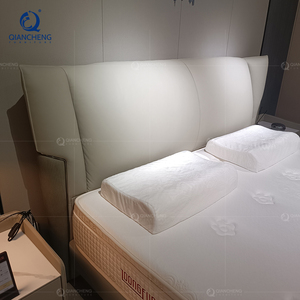 เตียงนุ่มสไตล์อิตาเลียนแบบมินิมอลลิสต์คุณภาพสูงเฟอร์นิเจอร์ห้องนอนผ้าที่ทันสมัยเบาะผ้าขนาดคิงไซส์เตียง<span class=keywords><strong>คู่</strong></span>สำหรับ<span class=keywords><strong>ห้อง</strong></span>พักในโรงแรม - Product Image 3