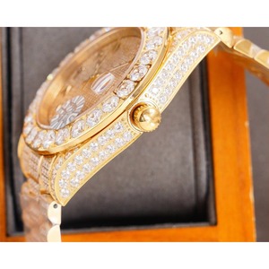 Montre mécanique en acier inoxydable 316 avec technologie d'incrustation de diamants supérieure, dotée d'un mouvement automatique haut de gamme pour hommes - Product Image 6