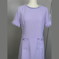 Robe en tweed lavande pour femme, avec bordure tressée, franges, manches courtes, col rond, poches plaquées, boutons argentés, coupe trapèze, mini, bouclé