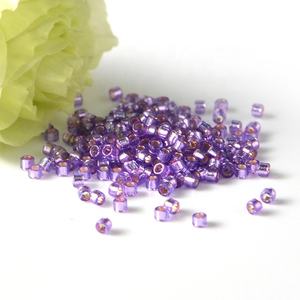 <span class=keywords><strong>Pas</strong></span> <span class=keywords><strong>cher</strong></span> <span class=keywords><strong>Miyuki</strong></span> <span class=keywords><strong>Perles</strong></span> De Rocaille Colorées <span class=keywords><strong>Perles</strong></span> Mentales En Gros - Product Image 5