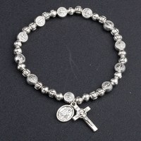 Bracelet de prière Saint-Michel avec perles métalliques Saint-Benoît de 7 mm et perles de rose de 4 mm