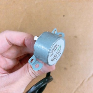 Moteur oscillant pour climatiseur 30BYJ46-A08, moteur de ventilateur en métal 12V DC pour unité Midea 2HP - Product Image 1