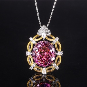 Collier pendentif floral rétro en cuivre plaqué or brossé, éco-responsable, avec zircon coloré 18*20mm, pour femme - Product Image 3