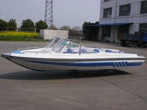 Venta al por mayor de <span class=keywords><strong>yate</strong></span> de pasajeros usado Grandseaboat <span class=keywords><strong>para</strong></span> <span class=keywords><strong>6</strong></span> <span class=keywords><strong>personas</strong></span>, con casco de fibra de vidrio, motor fueraborda de 40-60HP y control remoto. - Product Image 5