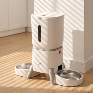 Comedero Automático para Mascotas con Control por Aplicación WiFi, Diseño de Doble Tazón para Uso en Interiores, Conveniente para Hogares con Dos Mascotas, Venta al Por Mayor OEM - Product Image 1